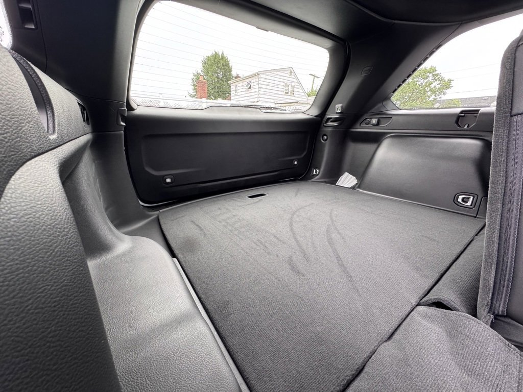 New 2025 Jeep Grand Cherokee Limited w/ Black Appearance Package image 23