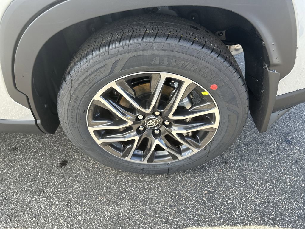 New 2026 Toyota Corolla Cross XLE AWD/4WD image 11