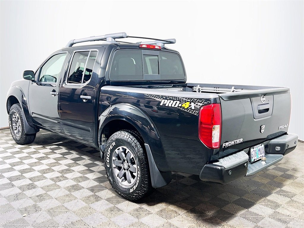 Used 2020 Nissan Frontier PRO-4X image 6