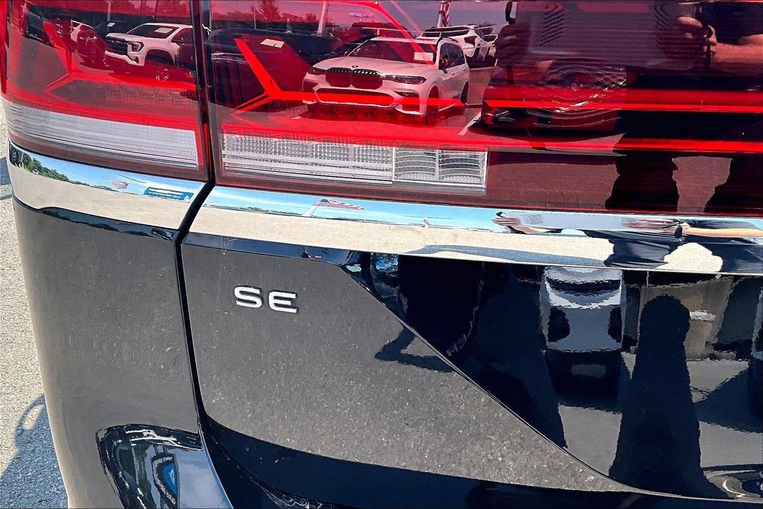 Used 2024 Volkswagen Atlas SE AWD/4WD image 8