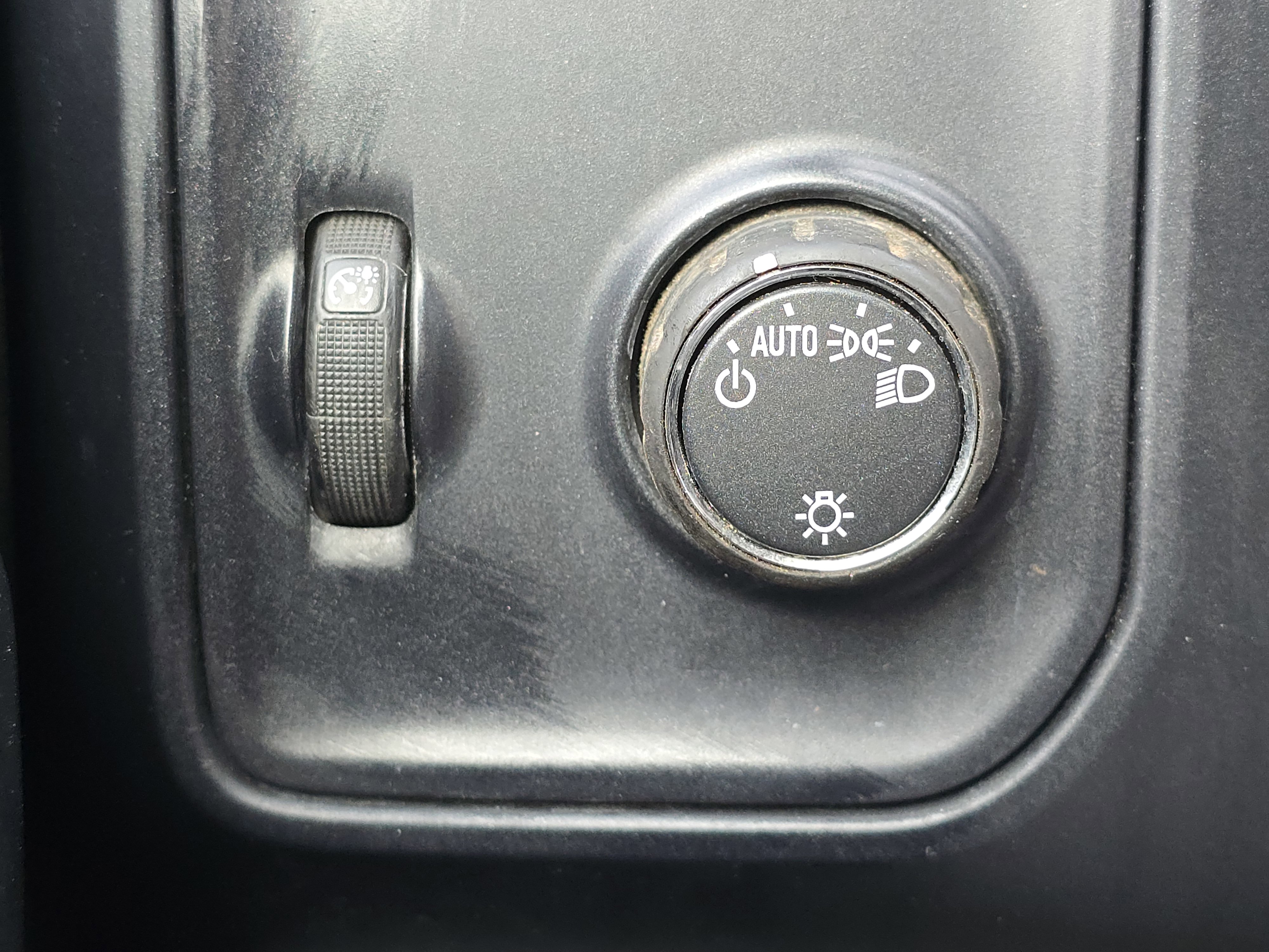 Used 2014 Chevrolet Silverado 1500 W/T image 14