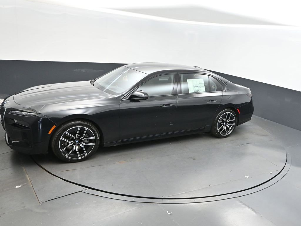 New 2026 BMW 740i xDrive w/ Executive Package image 14