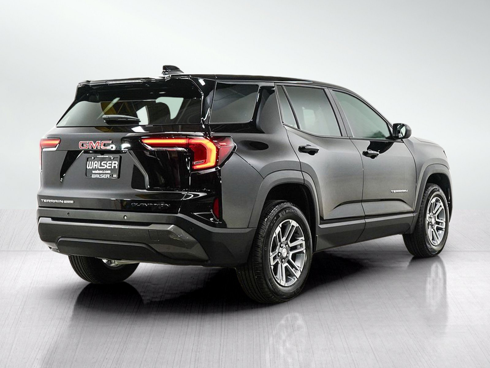 Used 2026 GMC Terrain Elevation w/ LPO, Floor Liner Package AWD/4WD image 5
