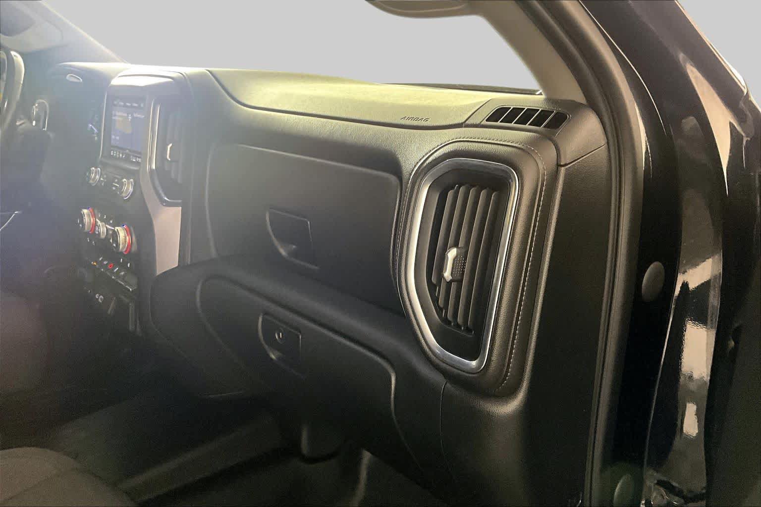 Used 2020 GMC Sierra 1500 SLE w/ Preferred Package AWD/4WD image 18