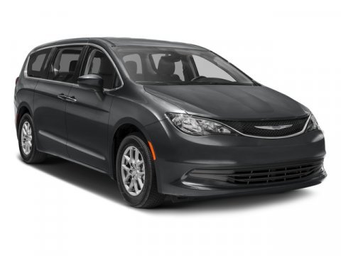 Used 2017 Chrysler Pacifica Touring image 9