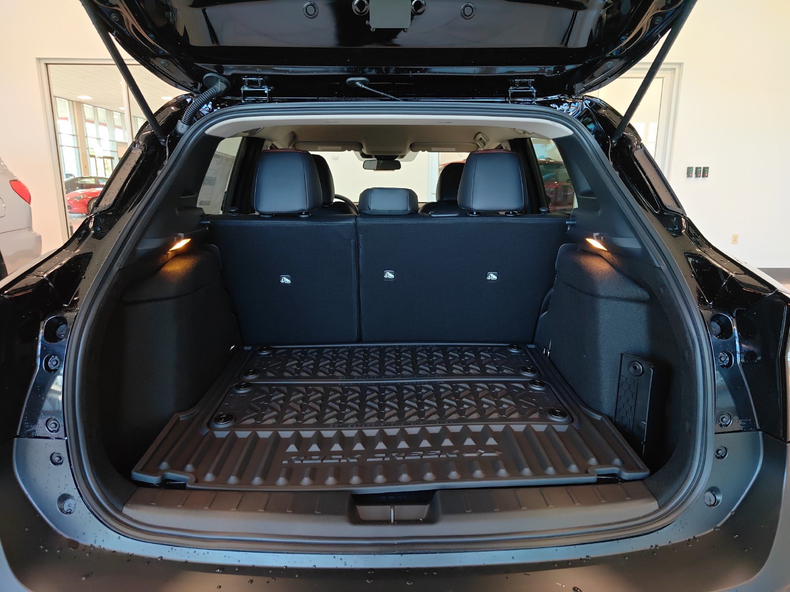 New 2027 Nissan Kicks SV AWD/4WD image 14