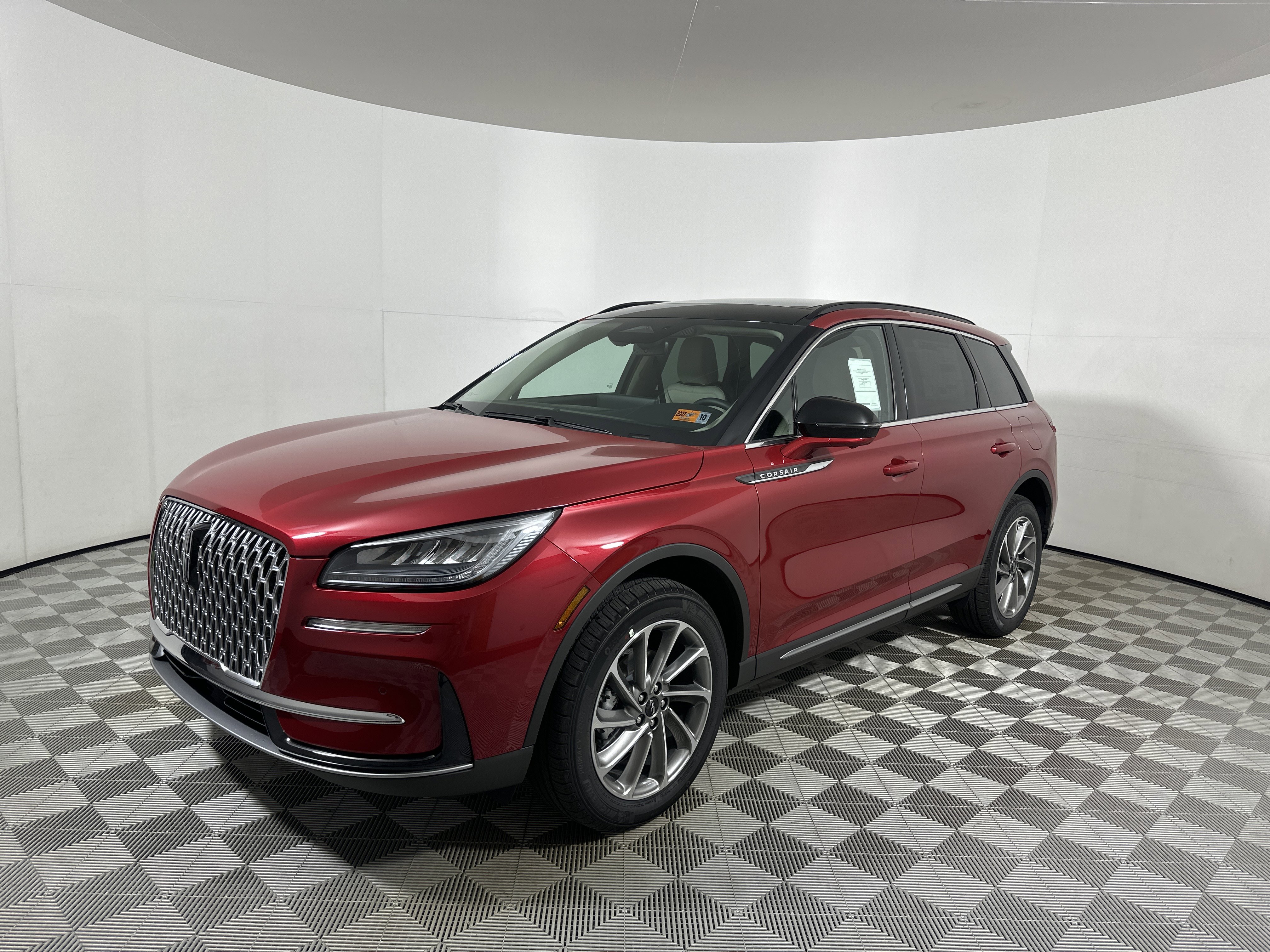 New 2026 Lincoln Corsair Premiere image 3