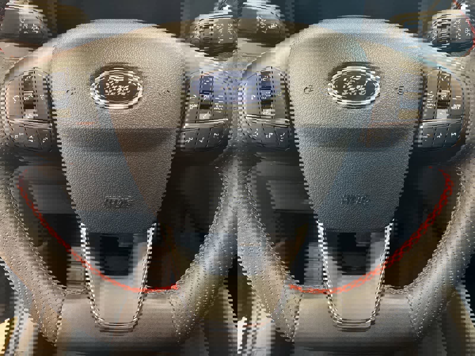 Used 2025 Ford Escape ST-Line image 14