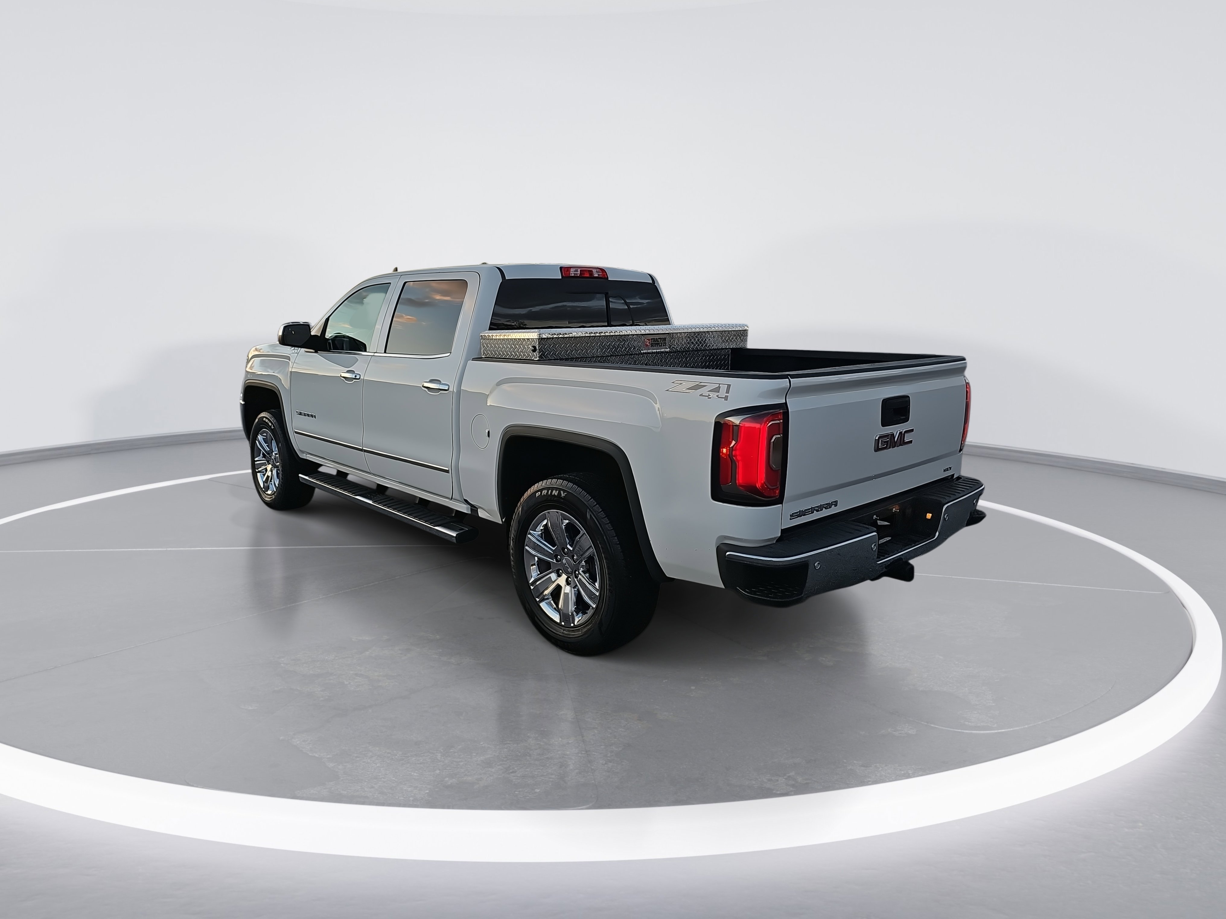 Used 2018 GMC Sierra 1500 SLT image 5