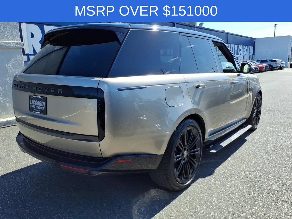 Used 2024 Land Rover Range Rover SE AWD/4WD image 7