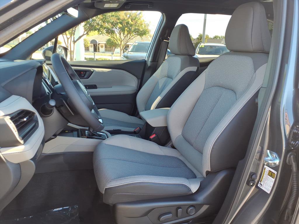 New 2025 Subaru Forester Premium image 4