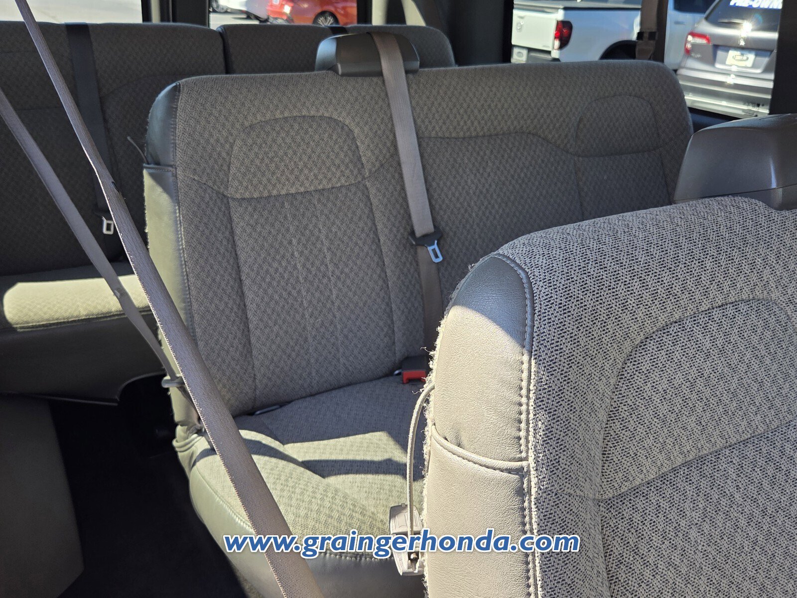 Used 2020 Chevrolet Express 2500 LT w/ LT Preferred Equipment Group image 12