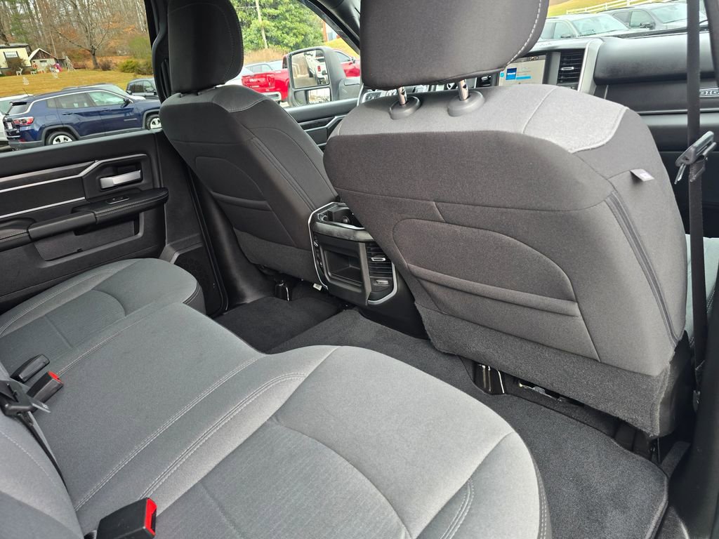 Used 2024 RAM 2500 Big Horn w/ Heated Seats & Wheel Group image 26