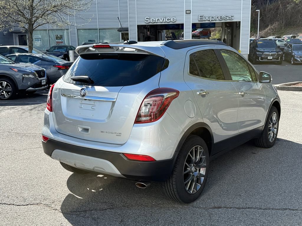 Used 2019 Buick Encore Sport Touring image 6