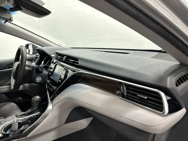 Used 2018 Toyota Camry LE FWD image 22