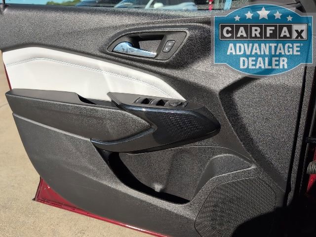 Used 2025 Chevrolet Trax LT image 12