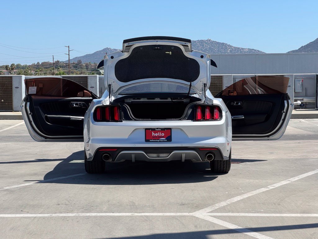 Used 2017 Ford Mustang GT Premium w/ Black Accent Package RWD image 26