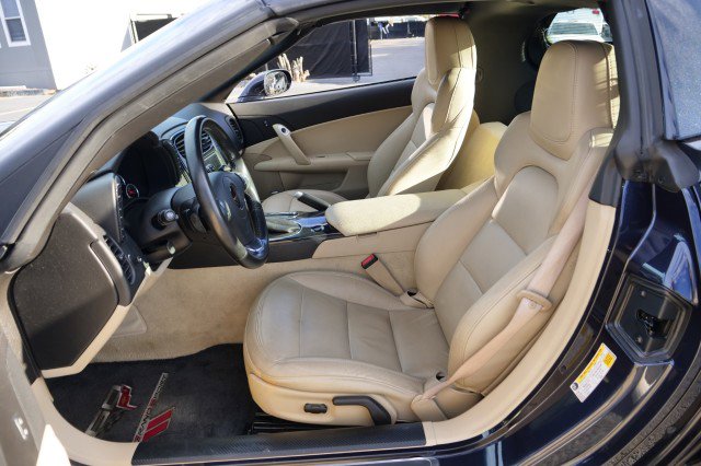 Used 2013 Chevrolet Corvette Grand Sport w/ 2LT Preferred Equipment Group image 19