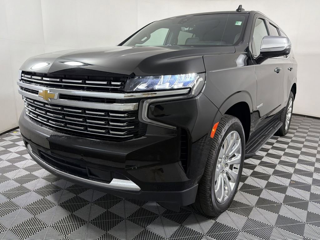Used 2021 Chevrolet Tahoe Premier w/ Premium Package image 3