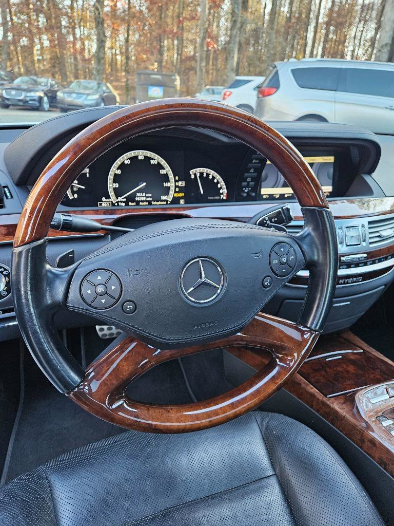Used 2010 Mercedes-Benz S 400 image 14