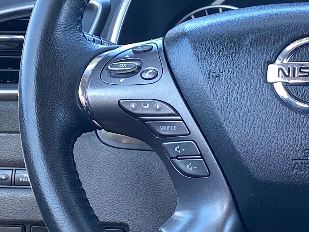 Certified 2021 Nissan Murano SV FWD image 25