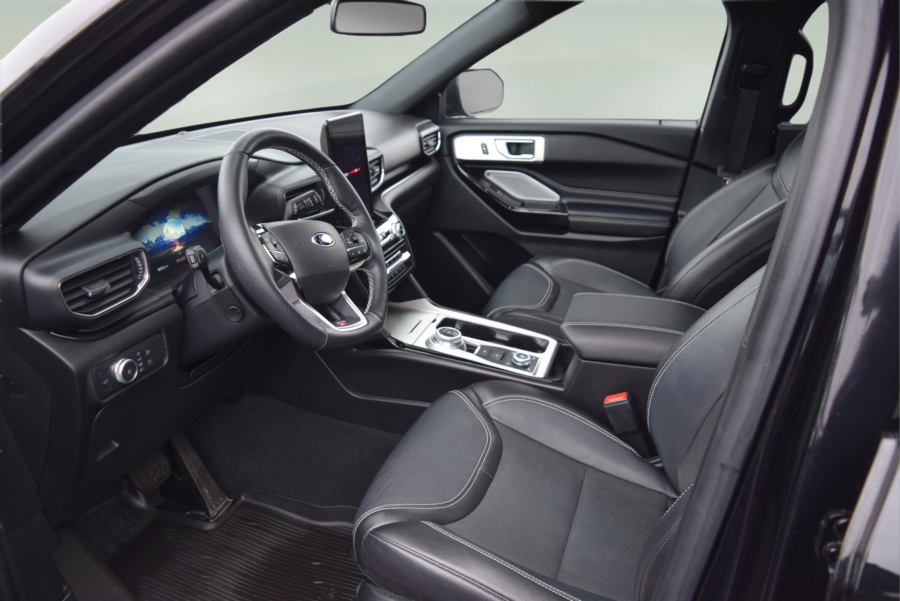 Used 2022 Ford Explorer ST w/ Equipment Group 401A AWD/4WD image 11