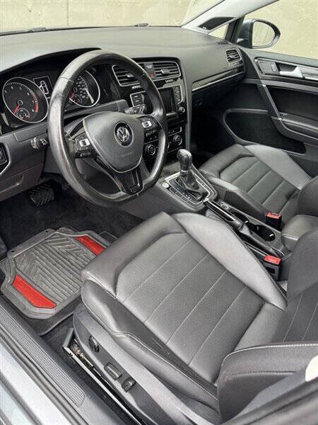 Used 2015 Volkswagen Golf S FWD image 8