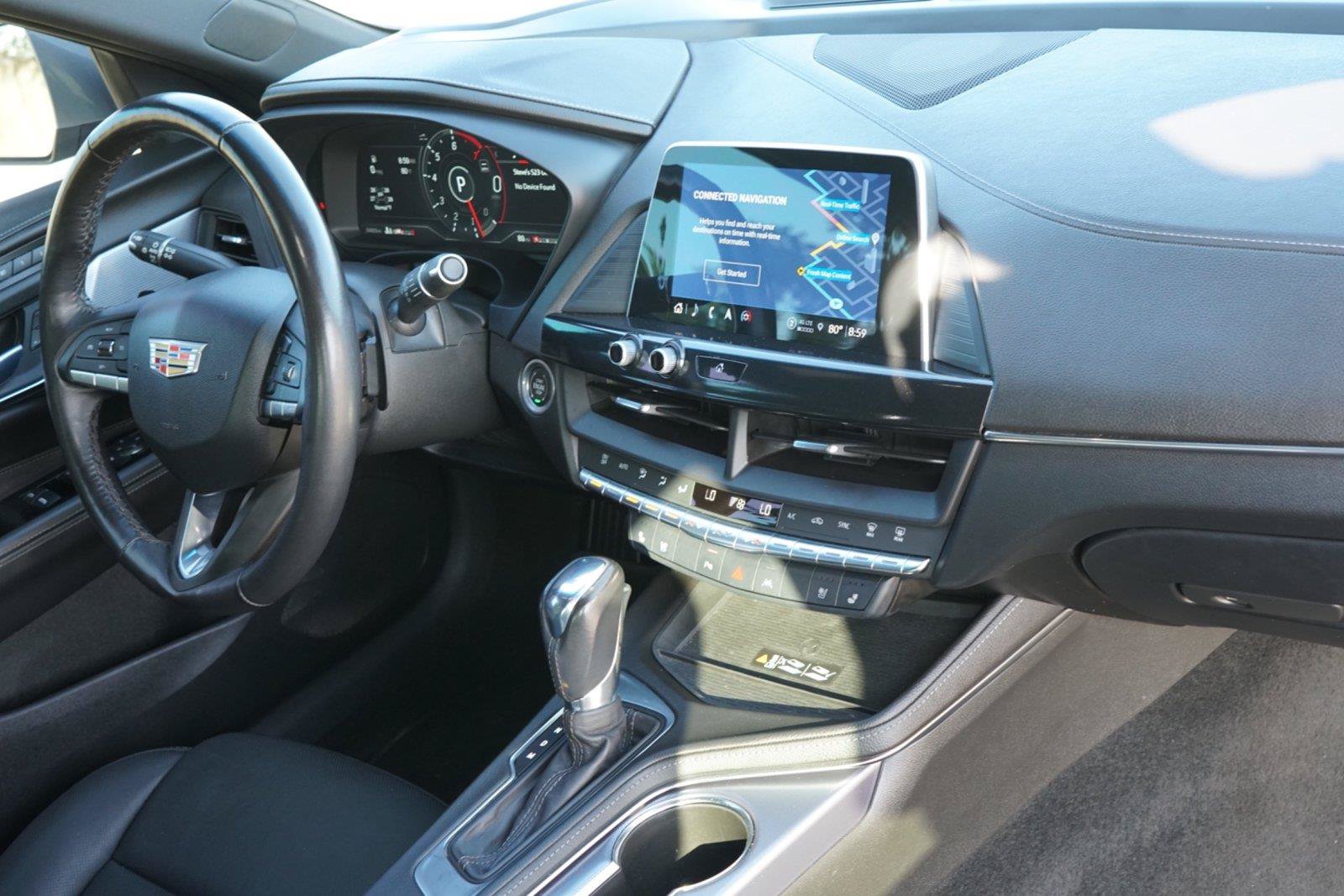 Used 2022 Cadillac CT4 Premium Luxury RWD image 27