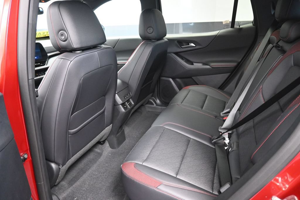 New 2027 Chevrolet Equinox RS w/ Convenience Package III AWD/4WD image 12