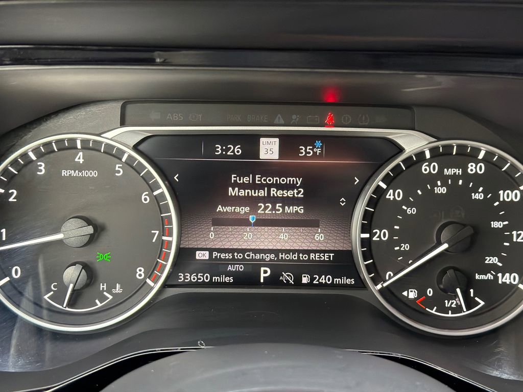 Used 2025 Nissan Pathfinder SL image 24