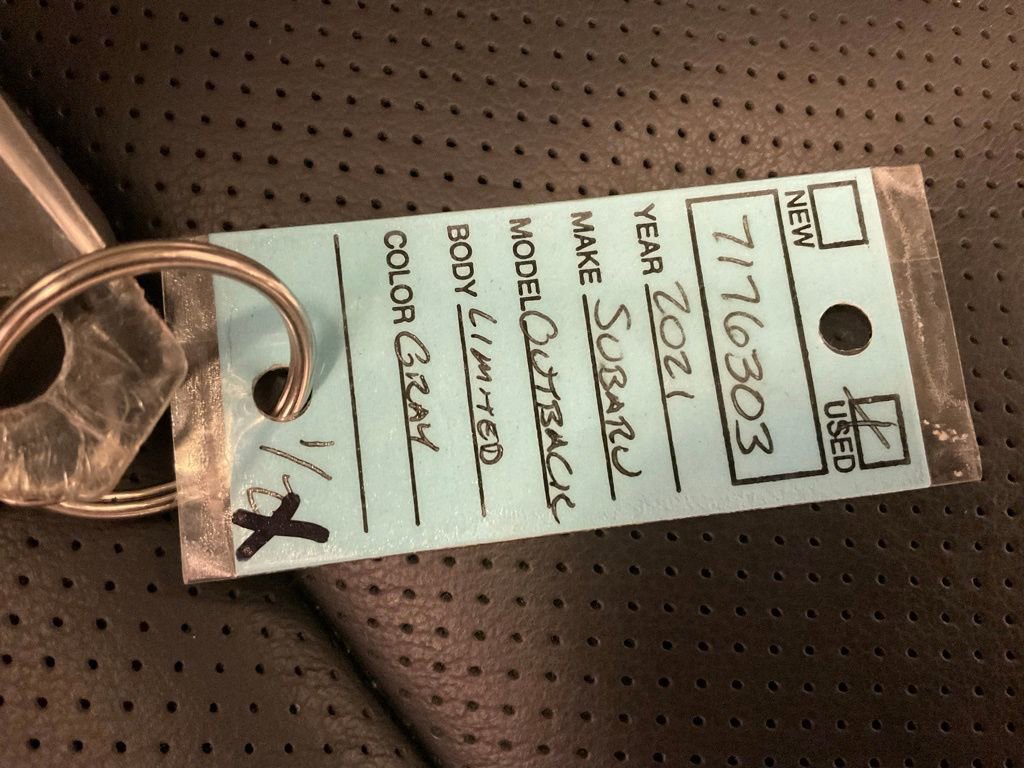 Used 2021 Subaru Outback Limited image 30