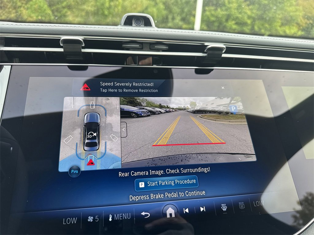 New 2026 Mercedes-Benz E 350 4MATIC Sedan image 22