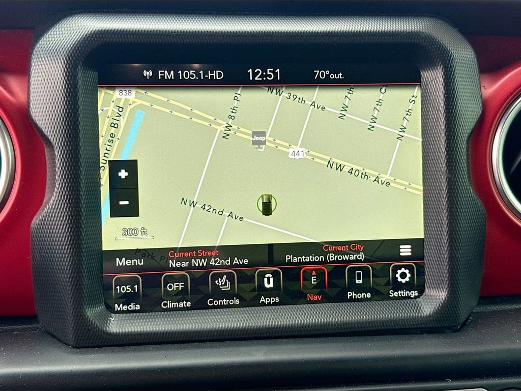 Used 2022 Jeep Wrangler Unlimited Rubicon w/ Steel Bumper Group image 14