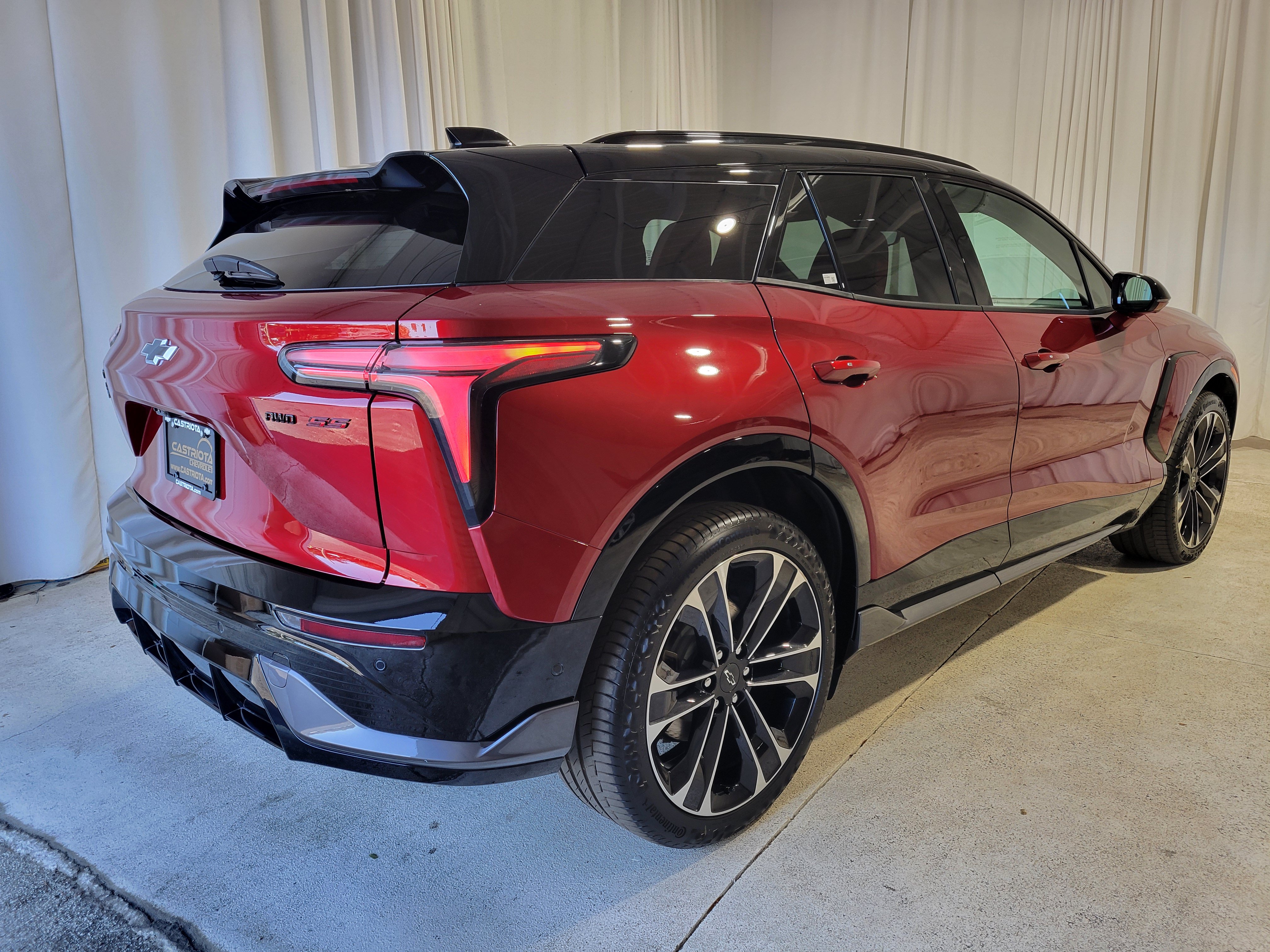 New 2026 Chevrolet Blazer EV SS w/ Performance Package AWD/4WD image 5