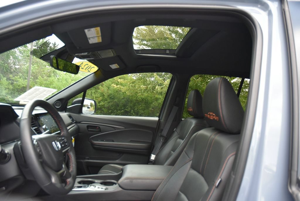 Used 2024 Honda Ridgeline TrailSport image 17