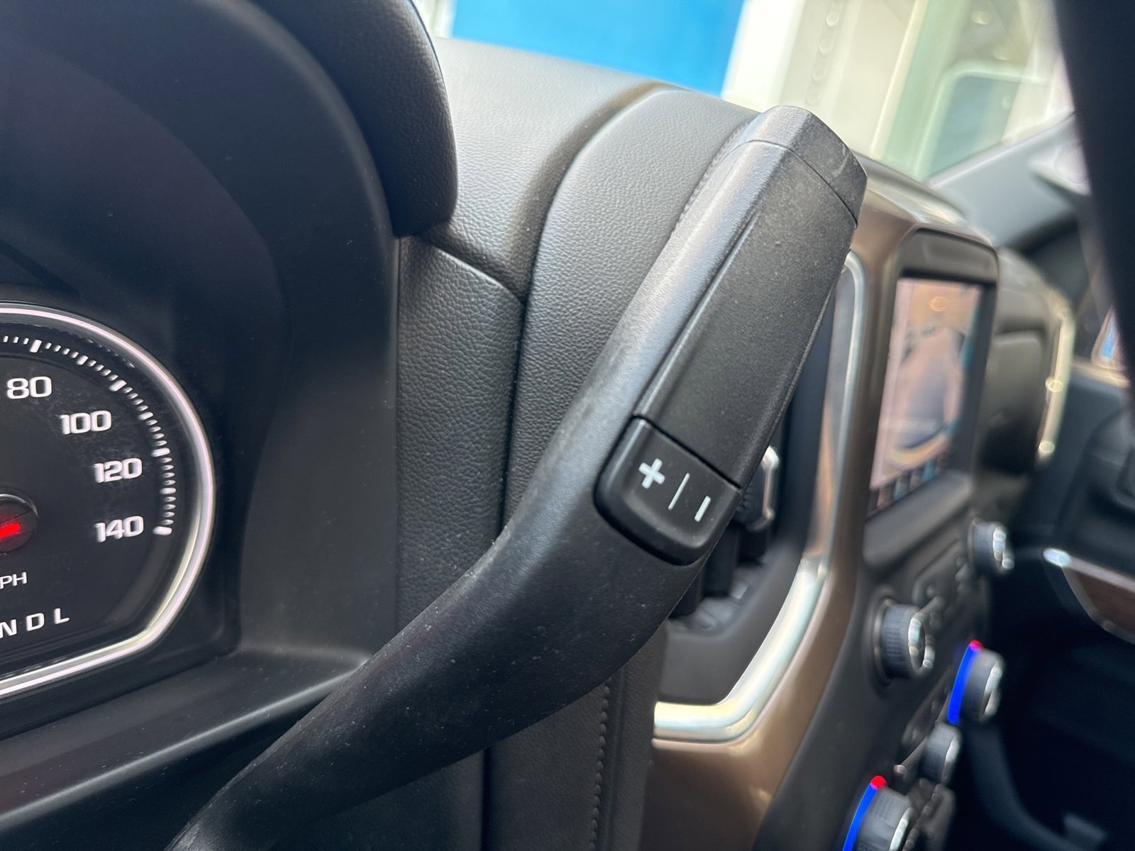 Used 2022 Chevrolet Silverado 3500 High Country image 37