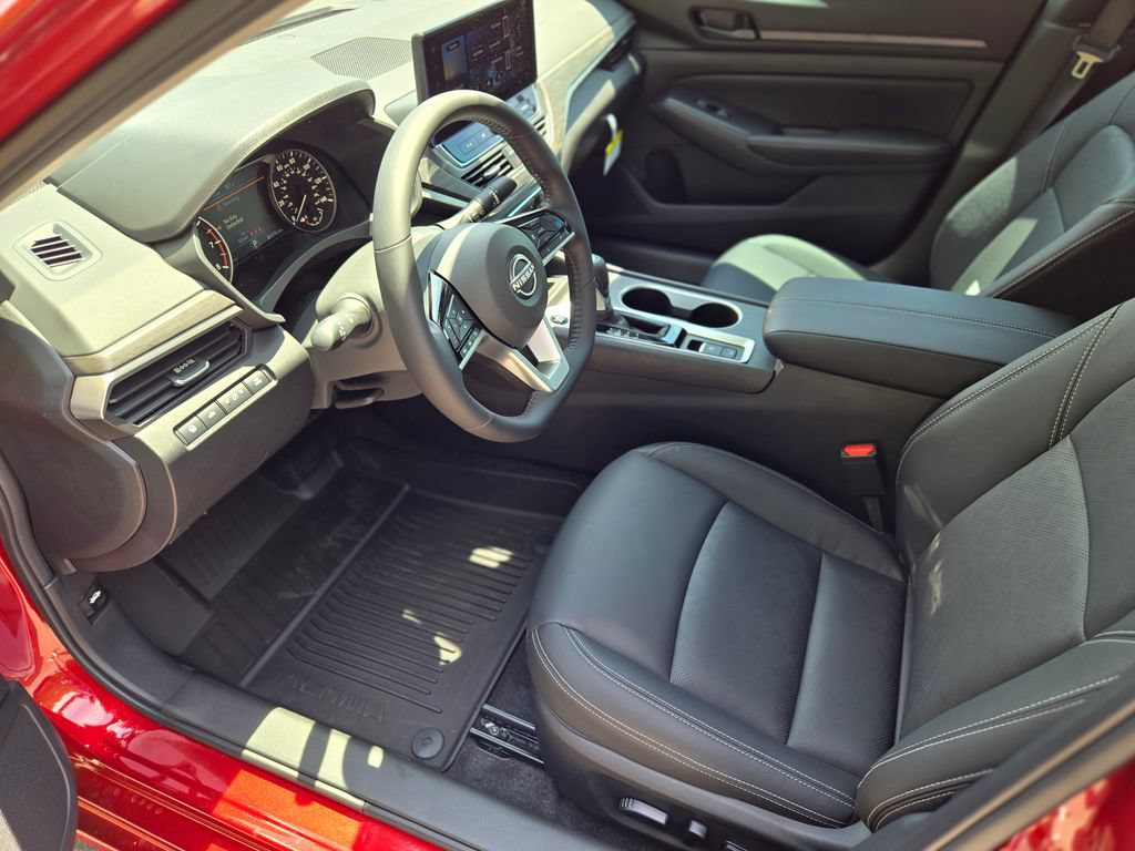 New 2026 Nissan Altima 2.5 SV w/ SV Premium Package FWD image 13