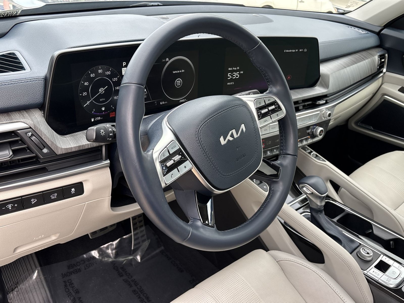 Used 2024 Kia Telluride SX w/ Towing Package FWD image 20