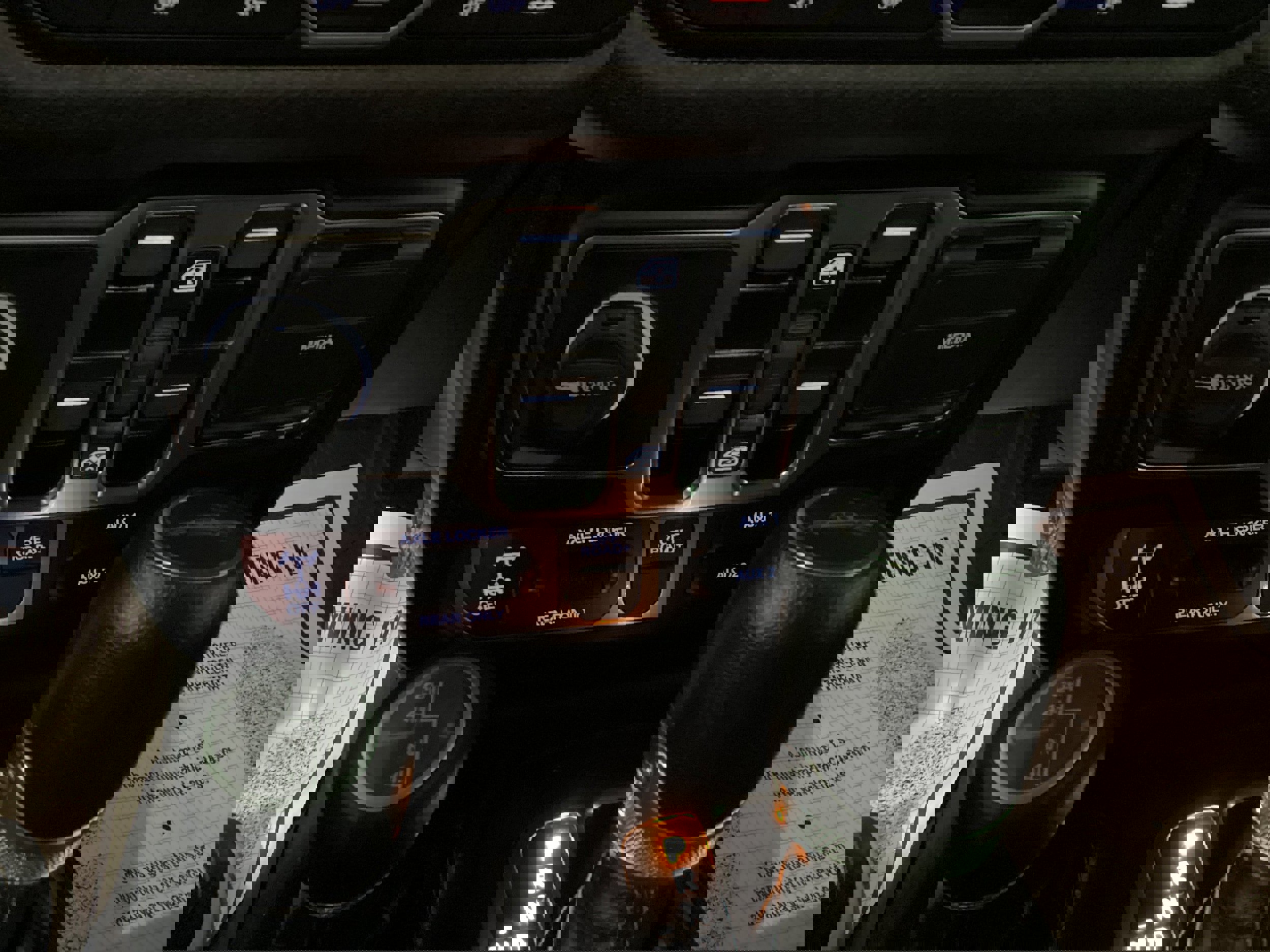 Used 2024 Jeep Gladiator Sport image 27