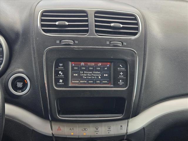 Used 2020 Dodge Journey SE w/ SE Popular Equipment Group FWD image 14