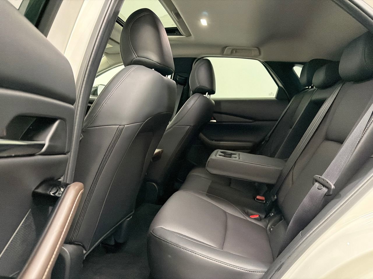 Certified 2025 MAZDA CX-30 2.5 Turbo w/ Premium Package image 17