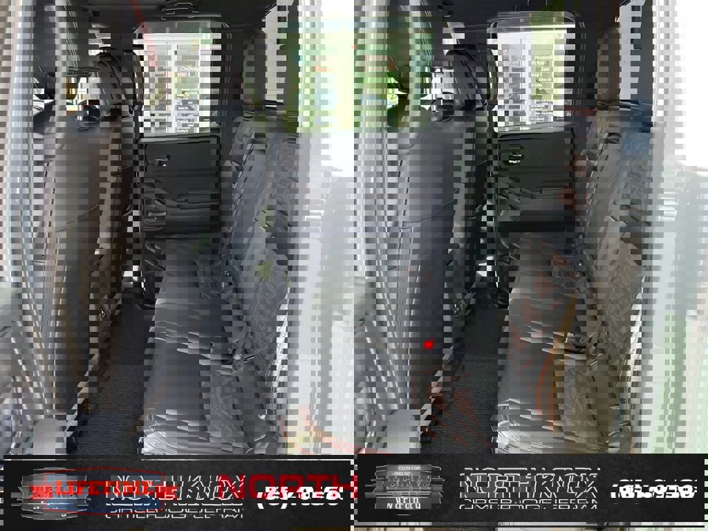 Used 2025 Nissan Frontier PRO-4X w/ Pro Premium Package image 14