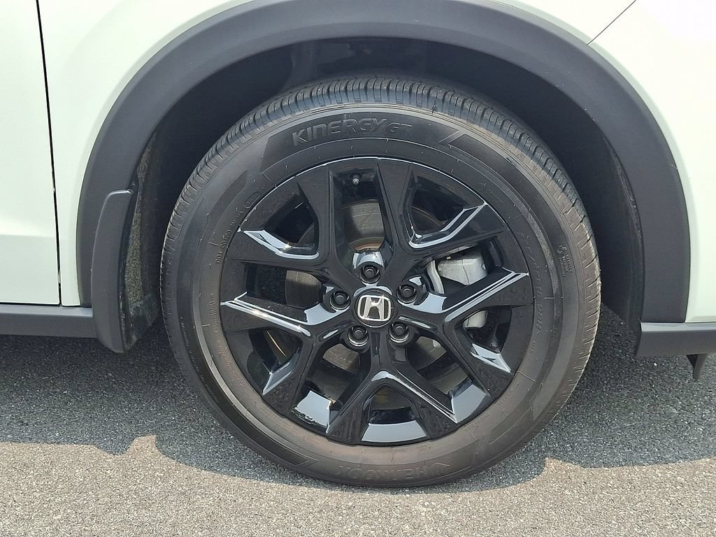 Used 2025 Honda HR-V Sport image 8