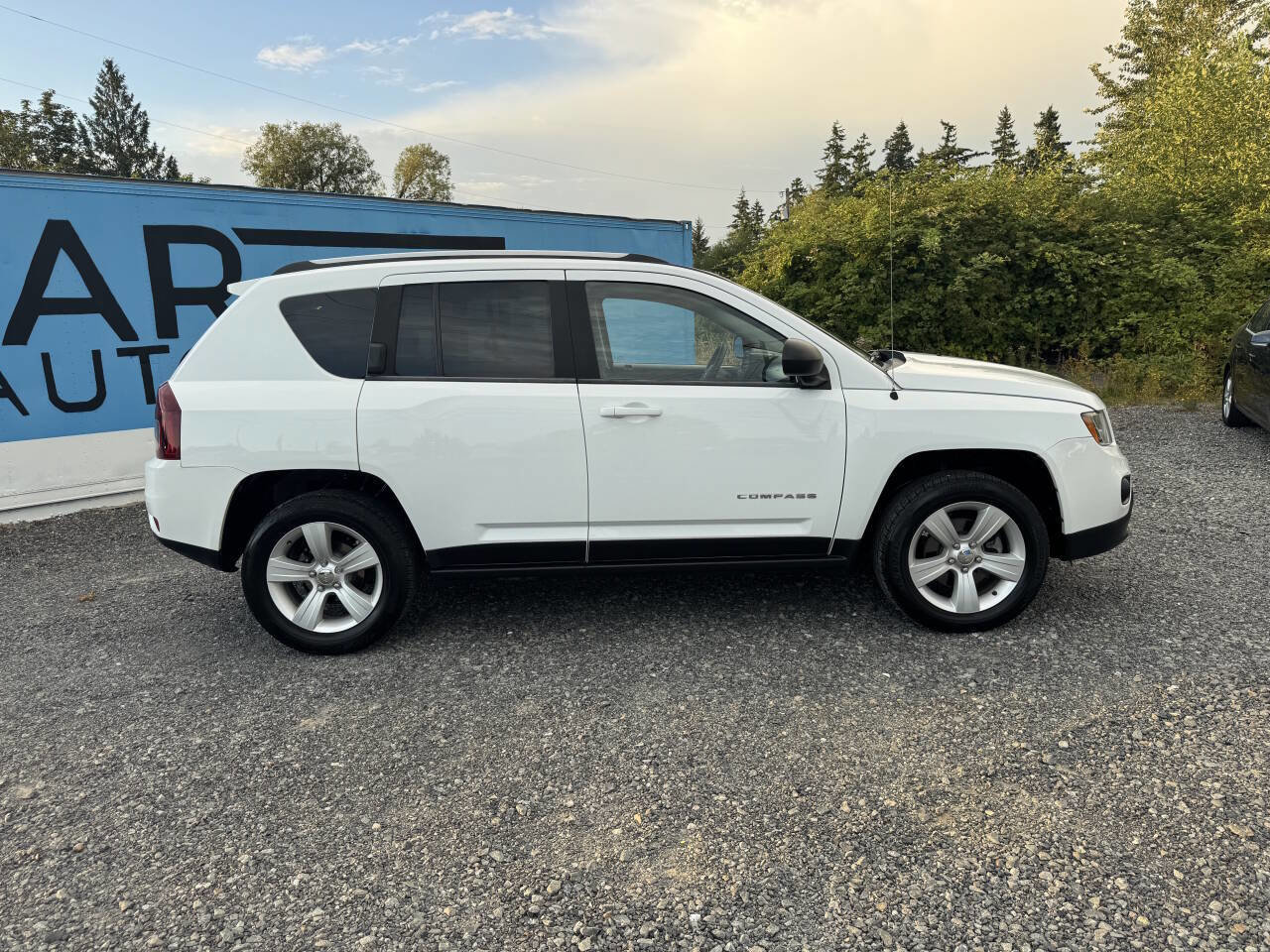 Used 2016 Jeep Compass Sport w/ Power Value Group image 2