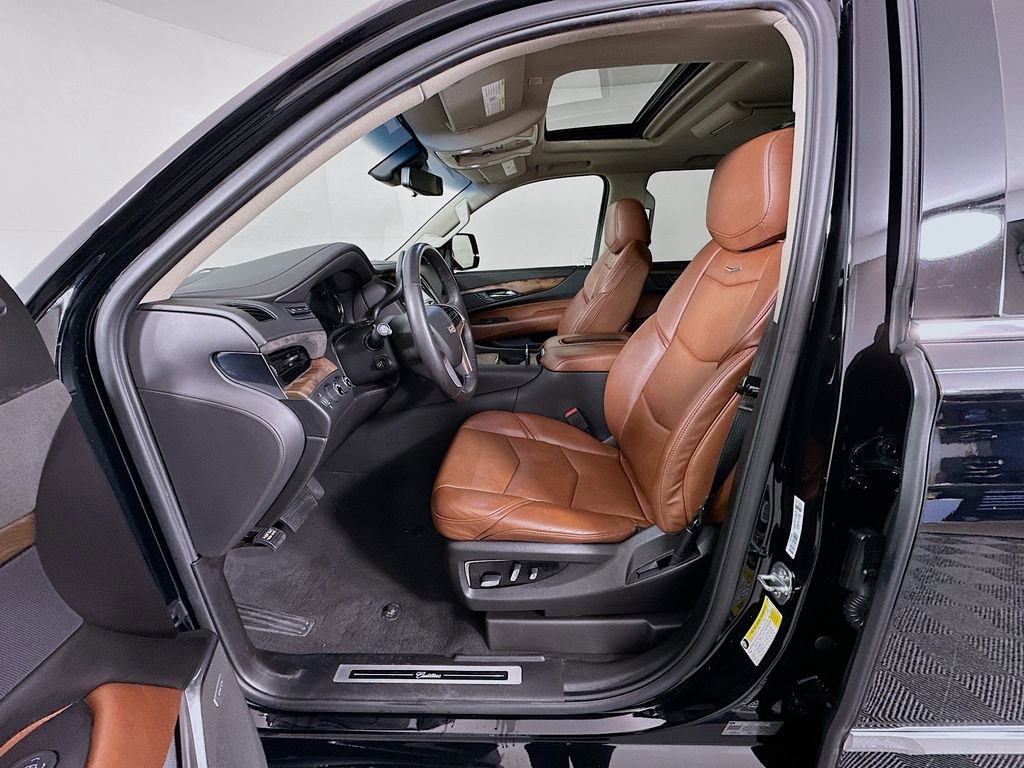 Used 2019 Cadillac Escalade Luxury image 22