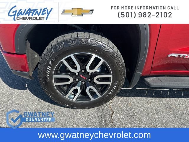 Used 2024 GMC Sierra 1500 AT4 w/ Technology Package image 10
