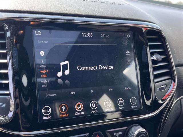 Used 2019 Jeep Grand Cherokee High Altitude image 32