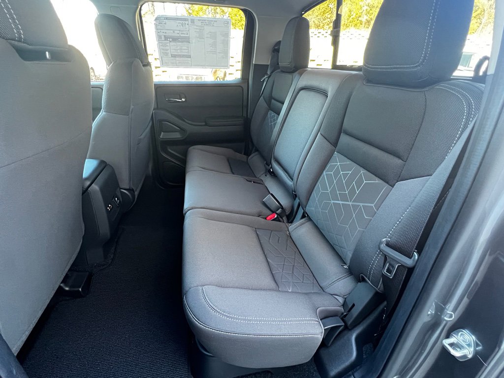 New 2026 Nissan Frontier SV w/ SV Convenience Package image 12