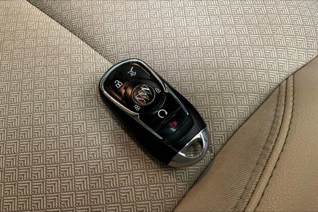 Used 2023 Buick Encore GX Select w/ Sport Touring Package image 11