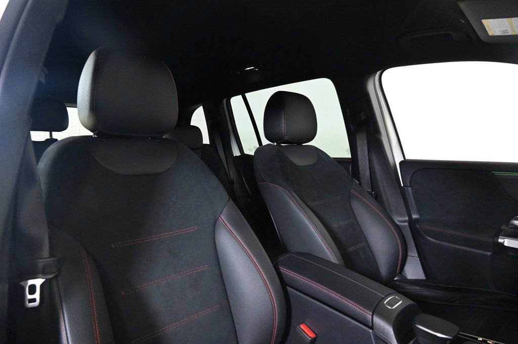 Used 2022 Mercedes-Benz GLB 35 AMG 4MATIC image 16